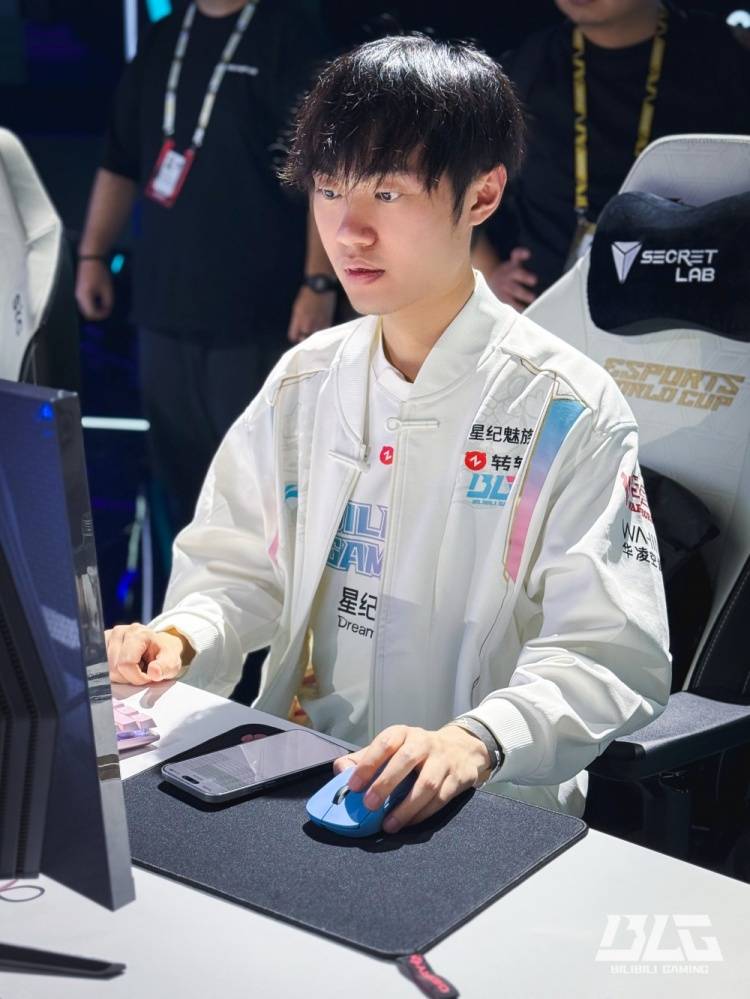 【7.16】电竞游戏前沿资讯：LOL美测服更新、Xiaoxu离队、Lele、JiaQi恢复自由人、飞牡蛎战队喊话HLE